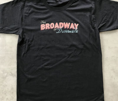T-shirt | Från Broadway till Duvemåla (SVART)